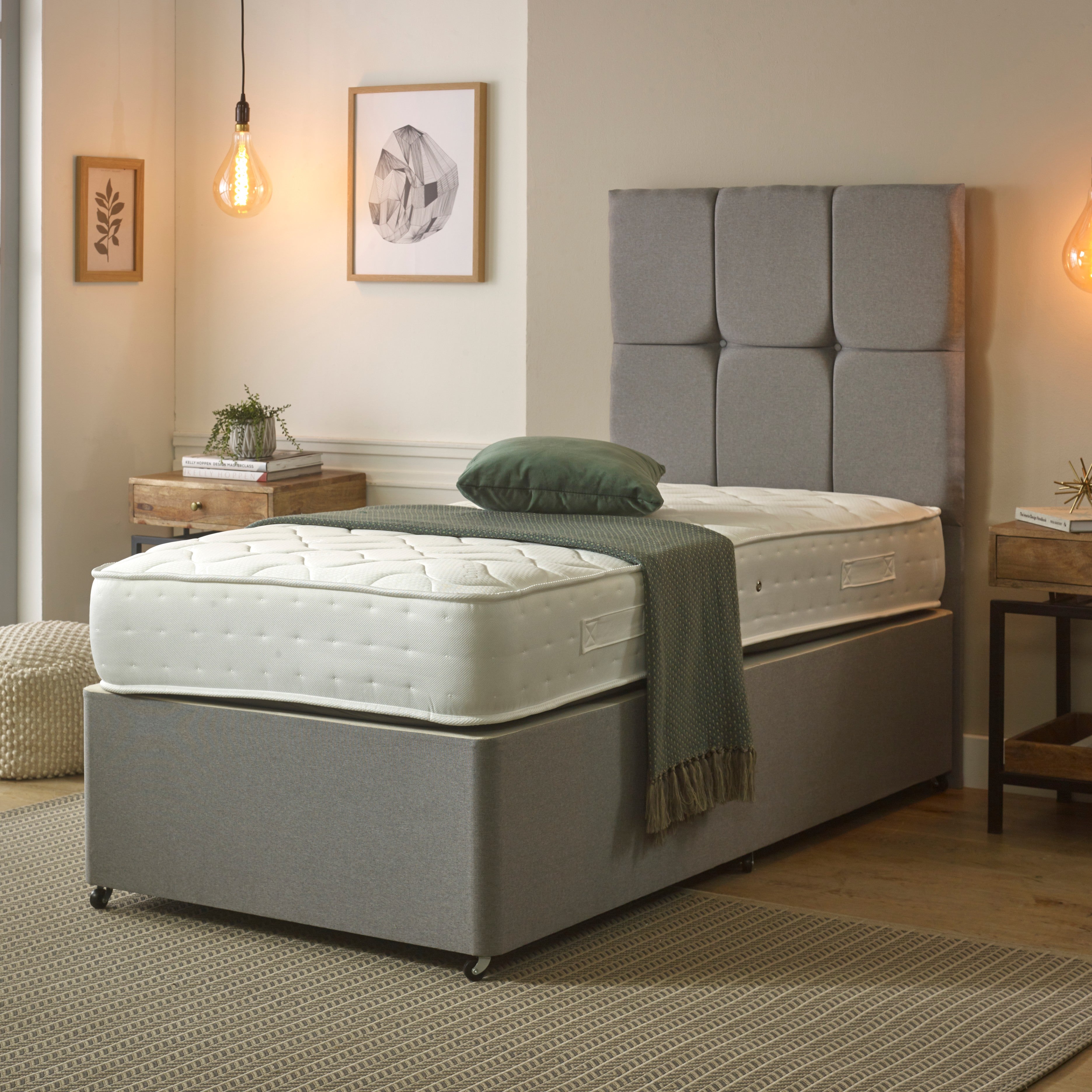 Starlight Beds 22cm Deep Handle with Memory foam and 1000 Pocket Spring Mattress
