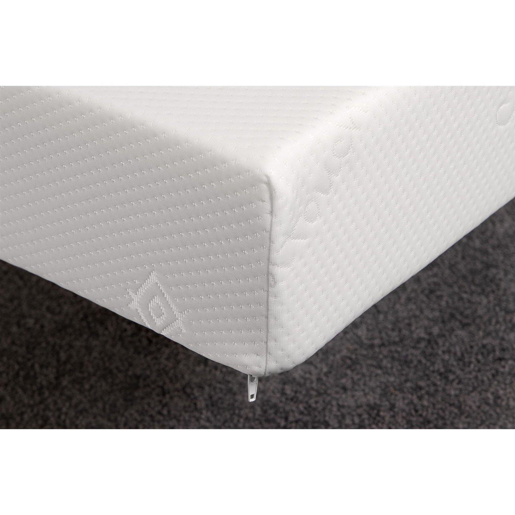 Orthopaedic All Foam & Memory Foam Mattress 8" Deep With Washable & Removable Zip Cover - Starlight Beds™