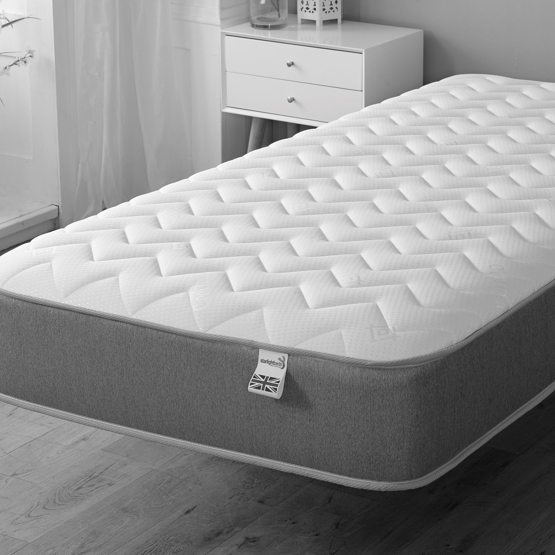Starlight Beds Grey Zig-Zag Affordable Hybrid Memory foam with Open-coil Spring Mattress