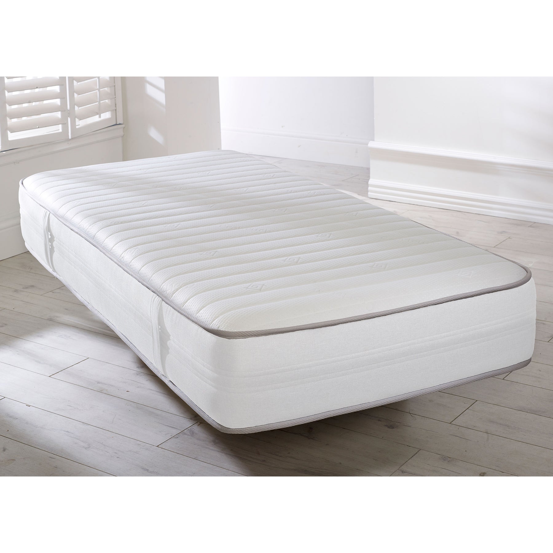 Starlight Beds Hybrid Straight line Memory foam with Handles Open Coil Spring Mattress